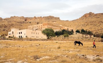 Deyrulzafaran Manastırı Ziyaretçi Karşılama Merkezi 