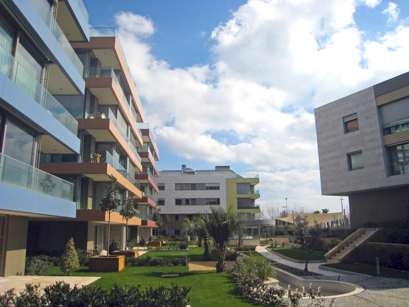 Polat Caddebostan Housing