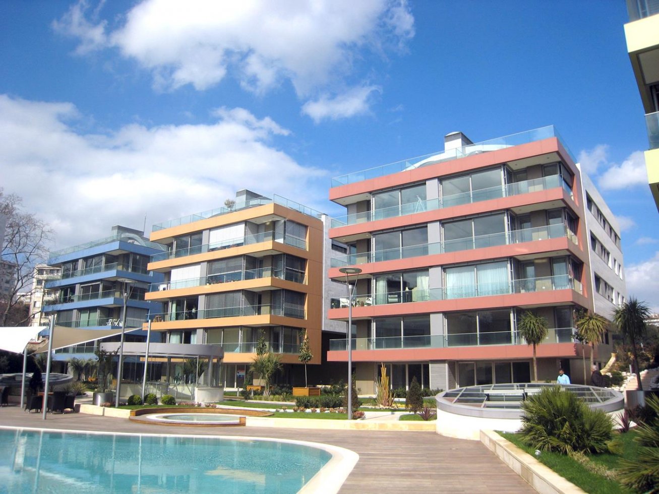 Polat Caddebostan Housing